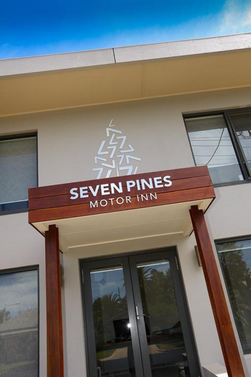 Seven Pines Motor Inn Mildura Exteriör bild