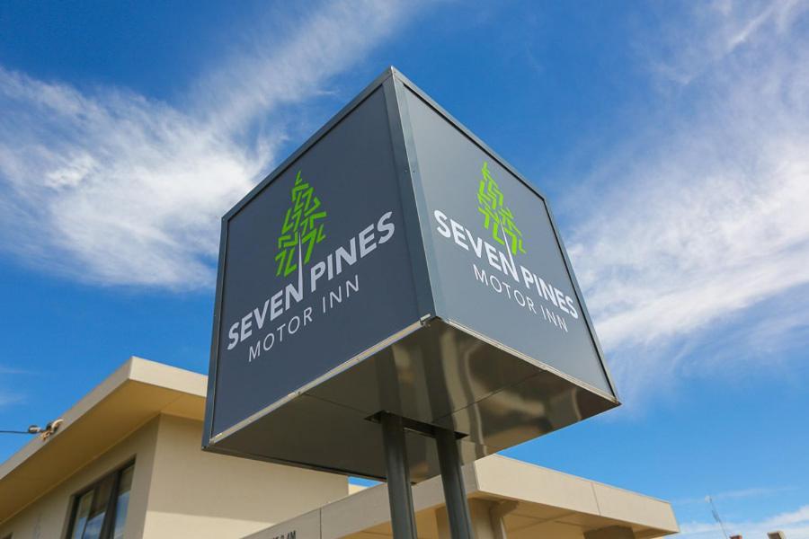 Seven Pines Motor Inn Mildura Exteriör bild