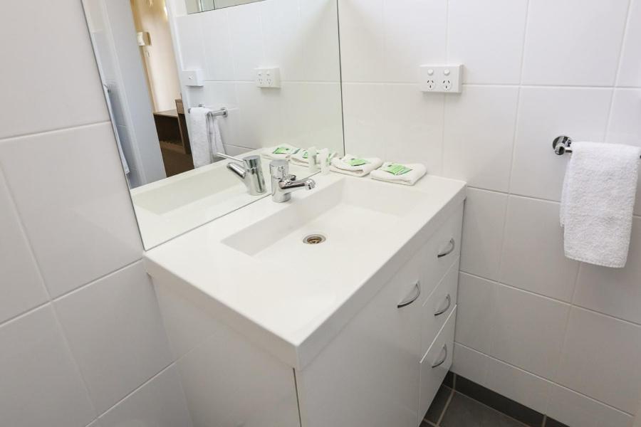 Seven Pines Motor Inn Mildura Rum bild