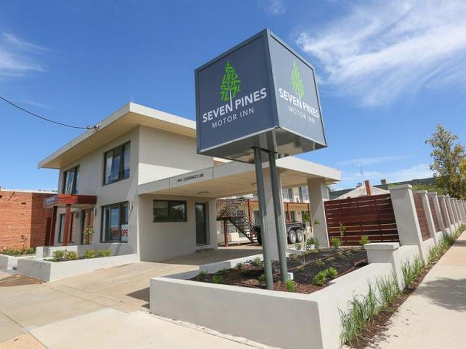 Seven Pines Motor Inn Mildura Exteriör bild